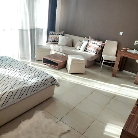 Apartament Crystal *