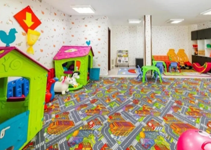 Crystal 公寓 班斯科